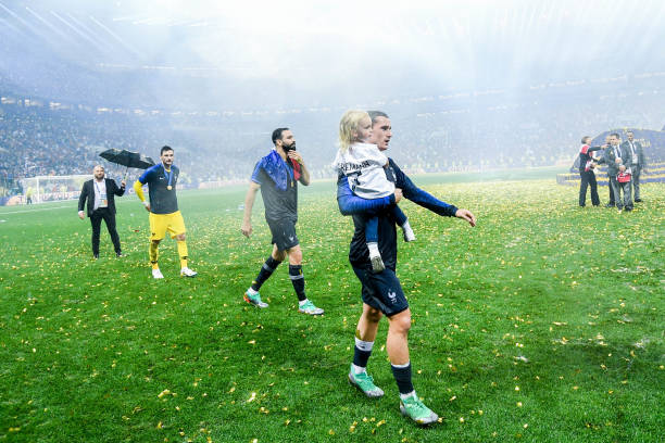 帮助我们理 帮助我们理