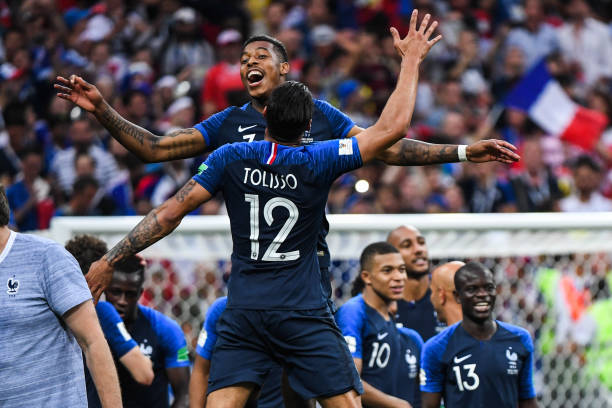 球场上的每 球场上的每