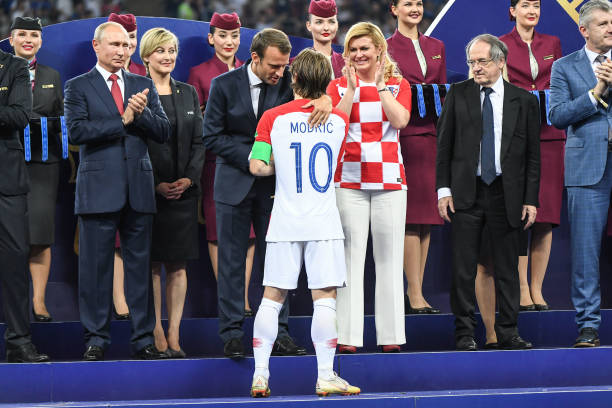 他将在充满 他将在充满