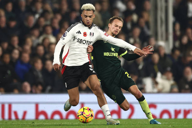 众多年轻才 众多年轻才